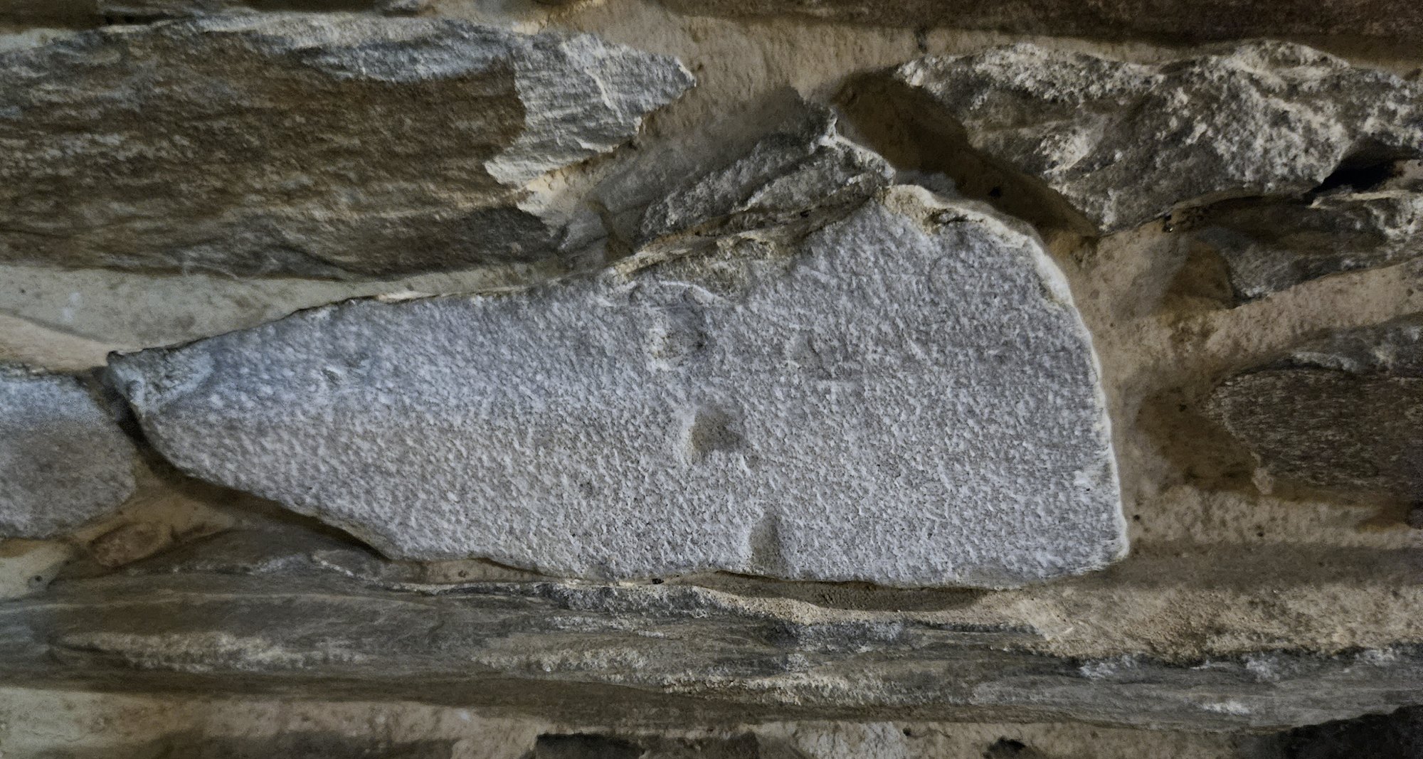 Mur de schiste de la cave
